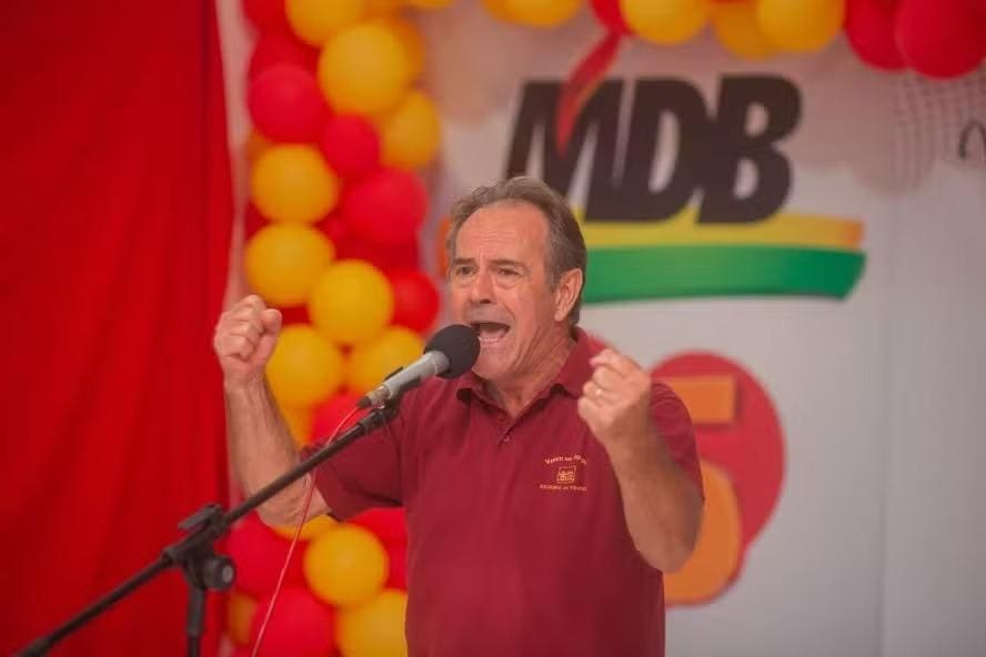 Paulo Renato Cortellini (MDB) voltou a ser eleito prefeito São Francisco de Assis (RS) no último domingo (28)