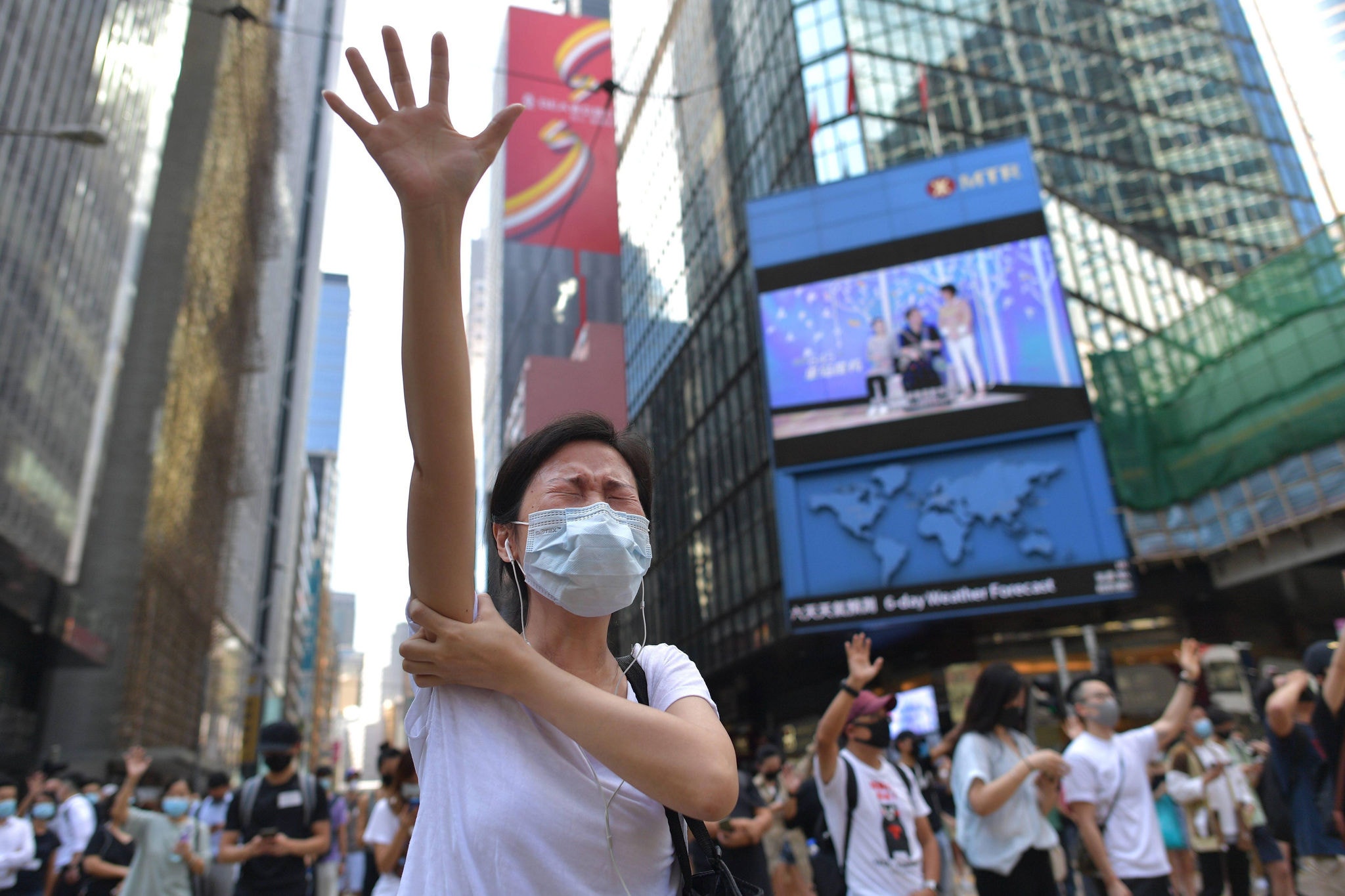 Manifestantes nas ruas de Hong Kong