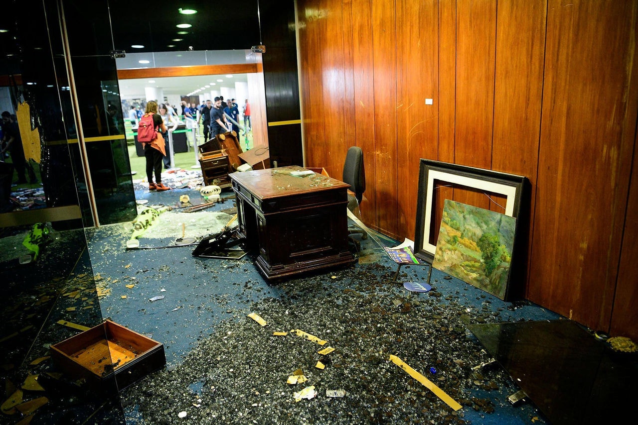 Destruição no Senado Federal
