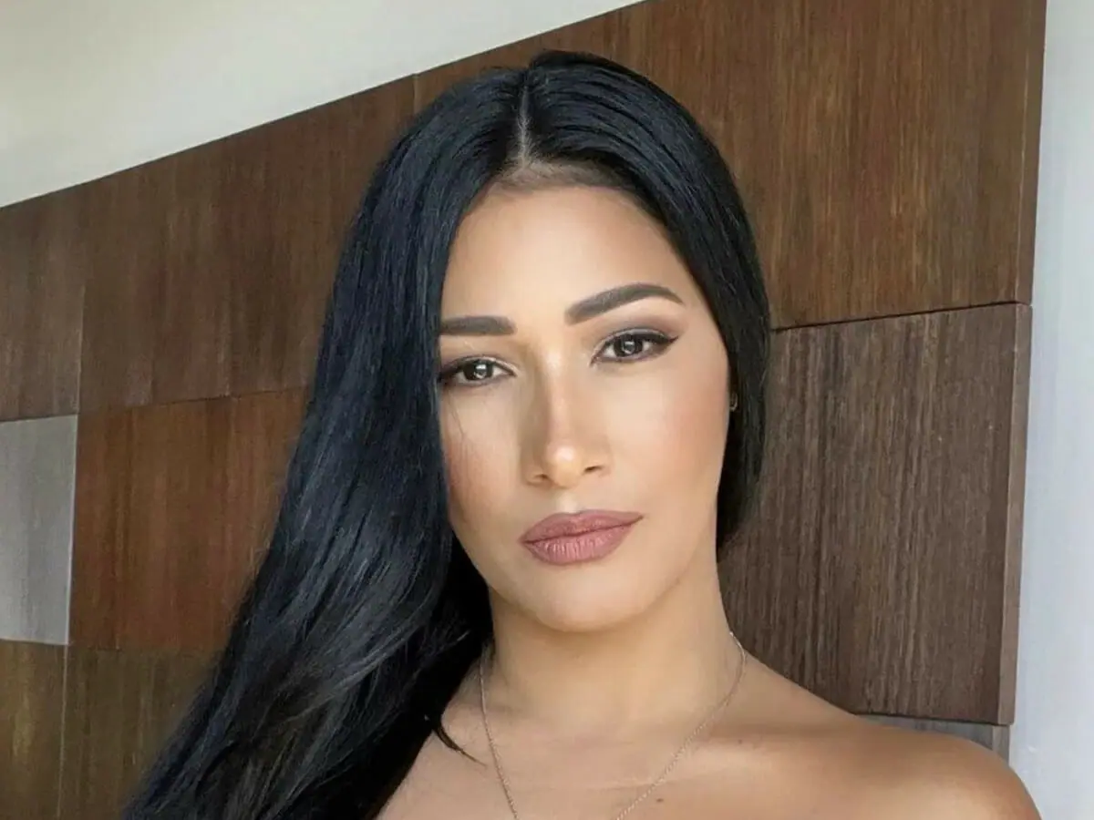 Simaria Mendes
