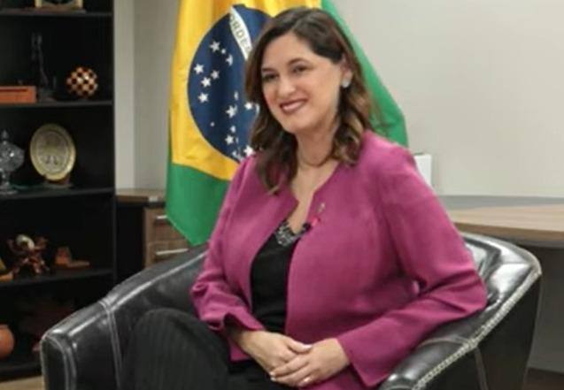 ministra da Mulher, da Família e dos Direitos Humanos, Cristiane Britto