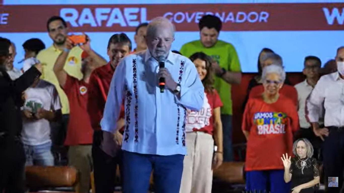 Ex-presidente Lula (PT) discursou em ato de pré-campanha em Teresina, capital do Piauí, nesta quarta-feira (3)