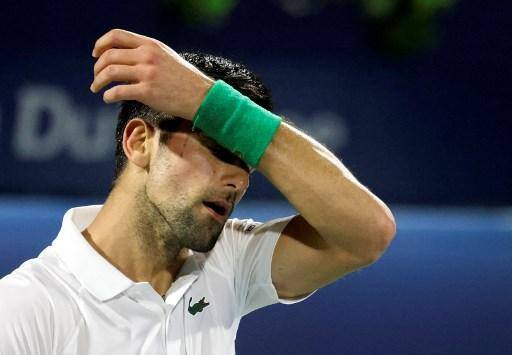 Novak Djokovic avança às quartas de final do ATP de Dubai