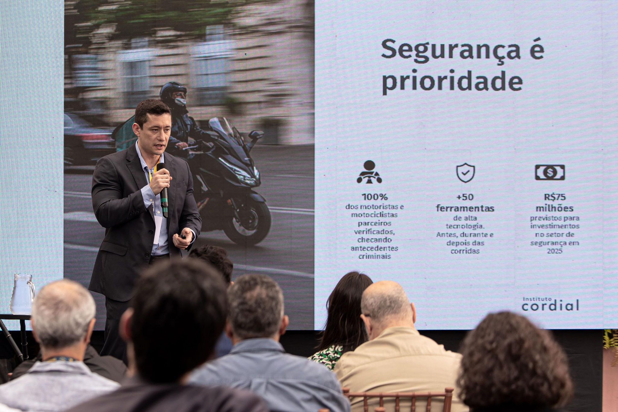 Estudo do Instituto Cordial em parceria com a 99 mostra que a 99Moto representa
uma fração pequena dos acidentes na cidade