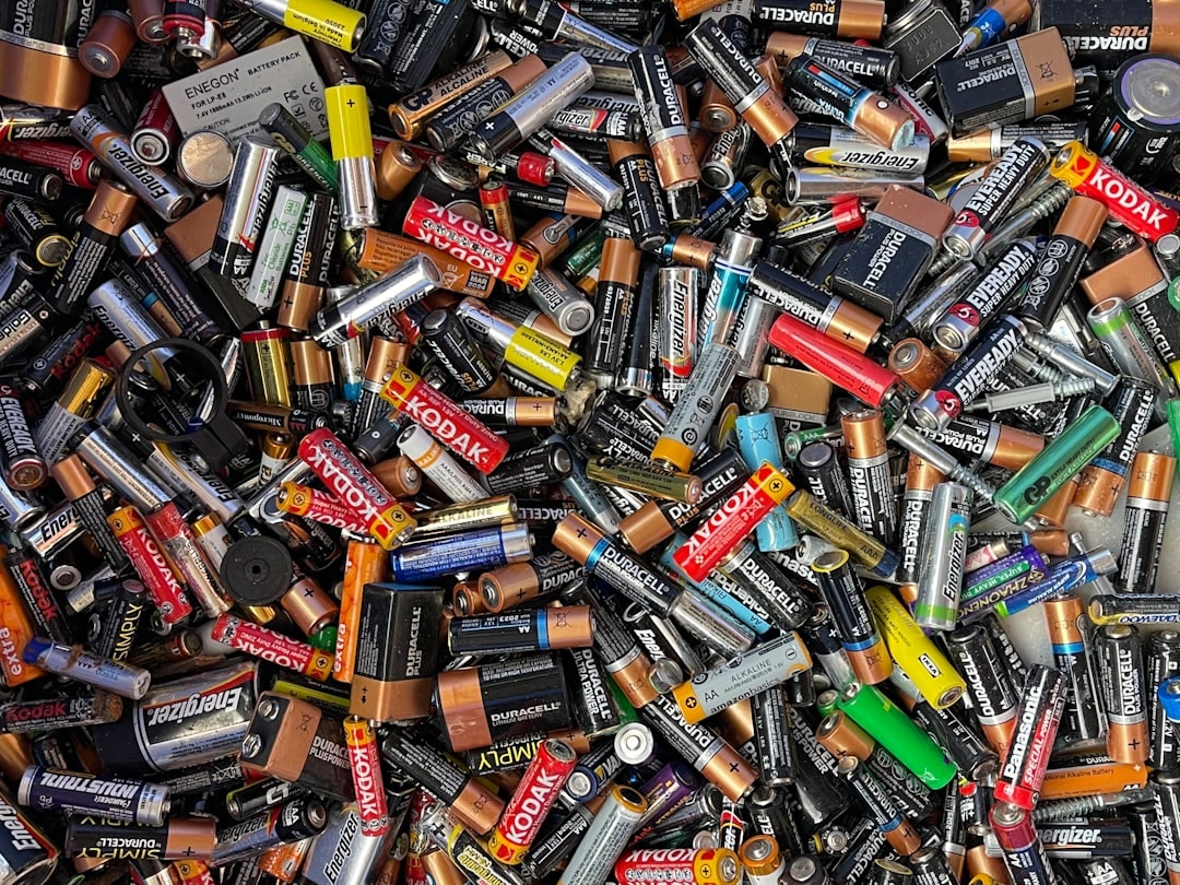 Duracell processa Energizer por enganar consumidores sobre duração da pilha