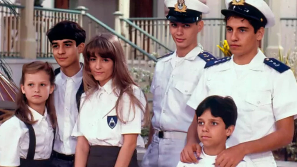 Elenco jovem de Vamp