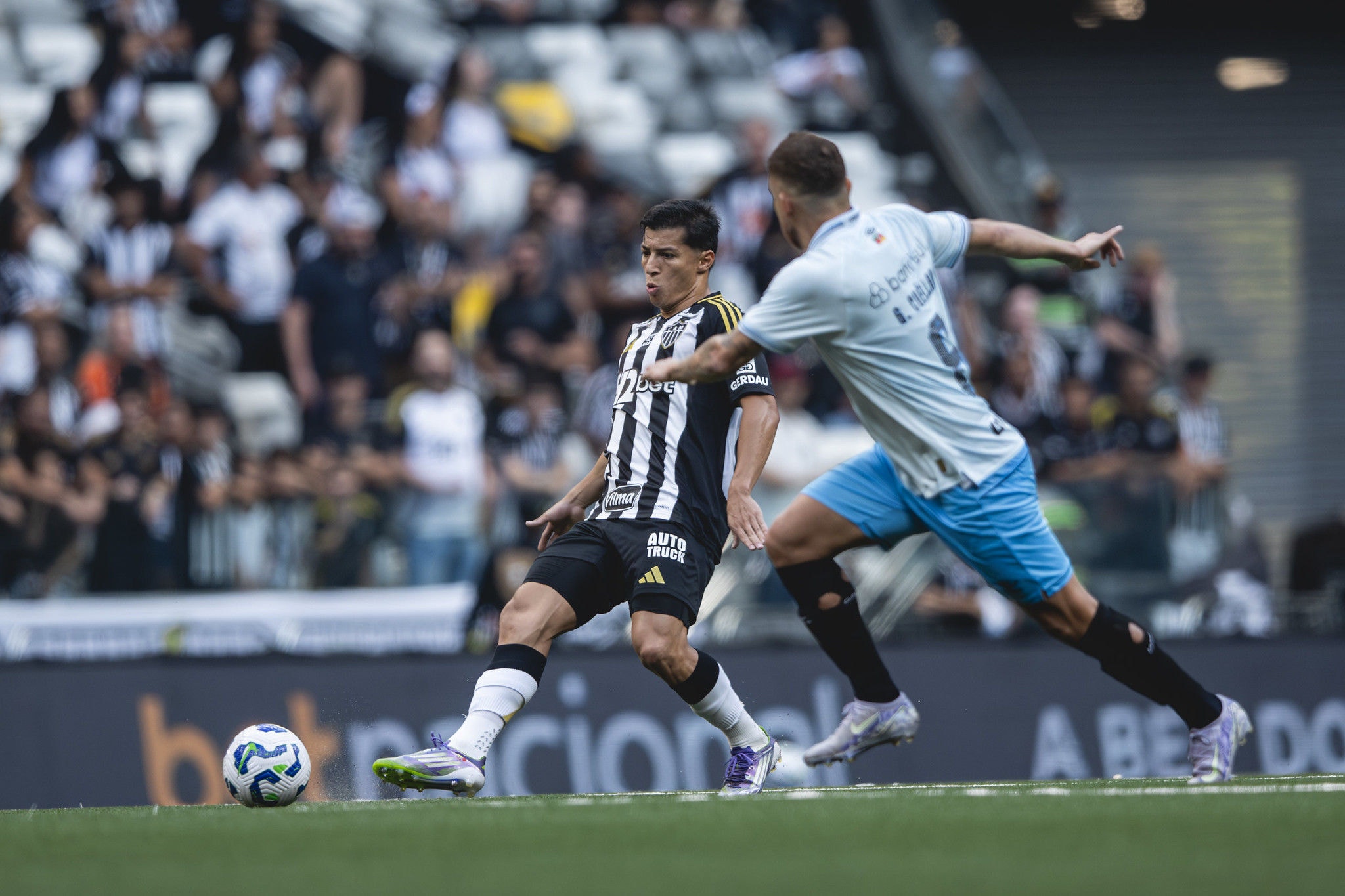 Atlético e Grêmio se enfrentaram pela 20ª rodada do Campeonato Brasileiro na Arena MRV.