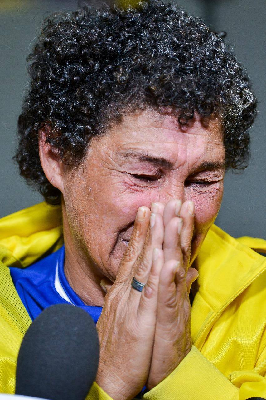 Joelma Silva Machado chora a morte da filha Luana Rosa morte pelo ex