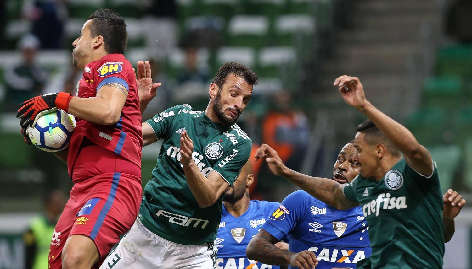 Palmeiras irá protestar contra arbitragem do jogo contra o Cruzeiro, junto à CBF