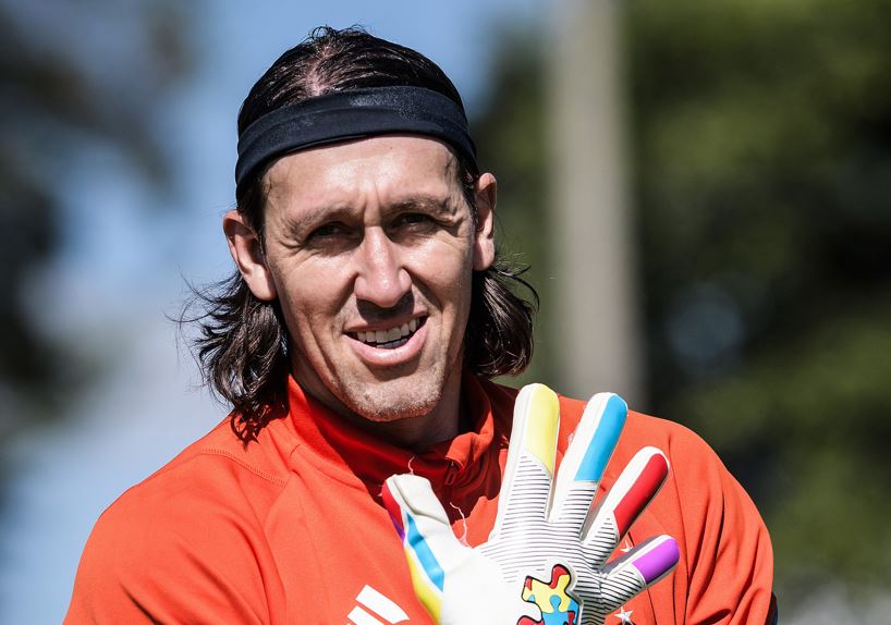 Goleiro Cássio é titular no Cruzeiro do técnico Fernando Seabra