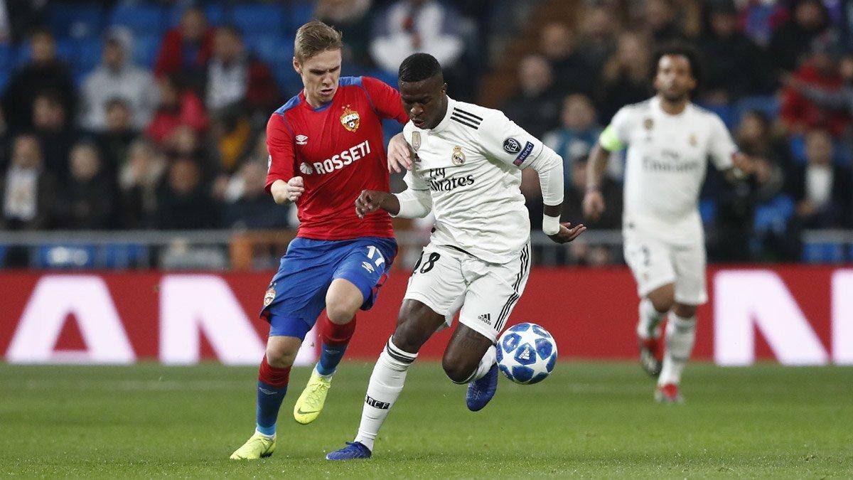 Com Vinicius Junior titular, Real Madrid leva 3 a 0 do CSKA em casa