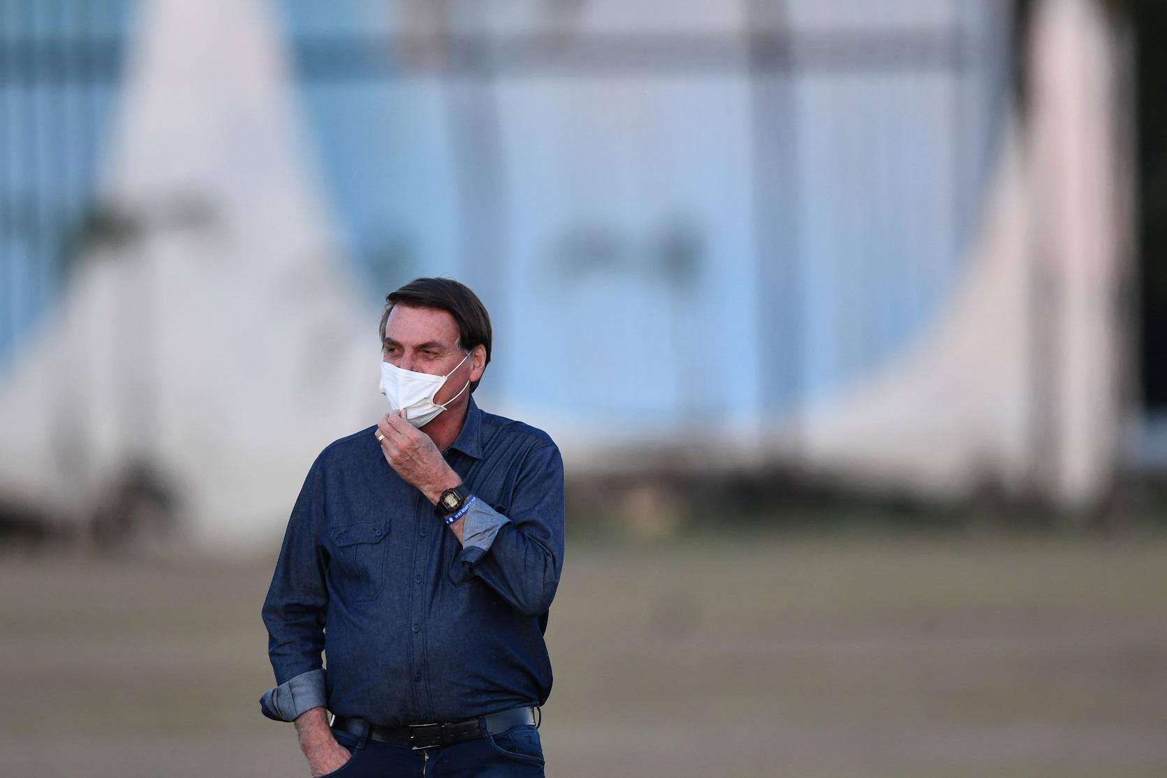 BRAZIL-HEALTH-VIRUS-BOLSONARO