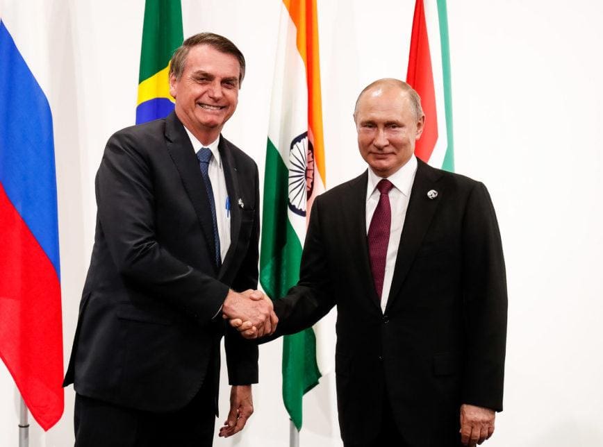 Jair Bolsonaro e Vladimir Putin durante encontro no Japão, em 2019