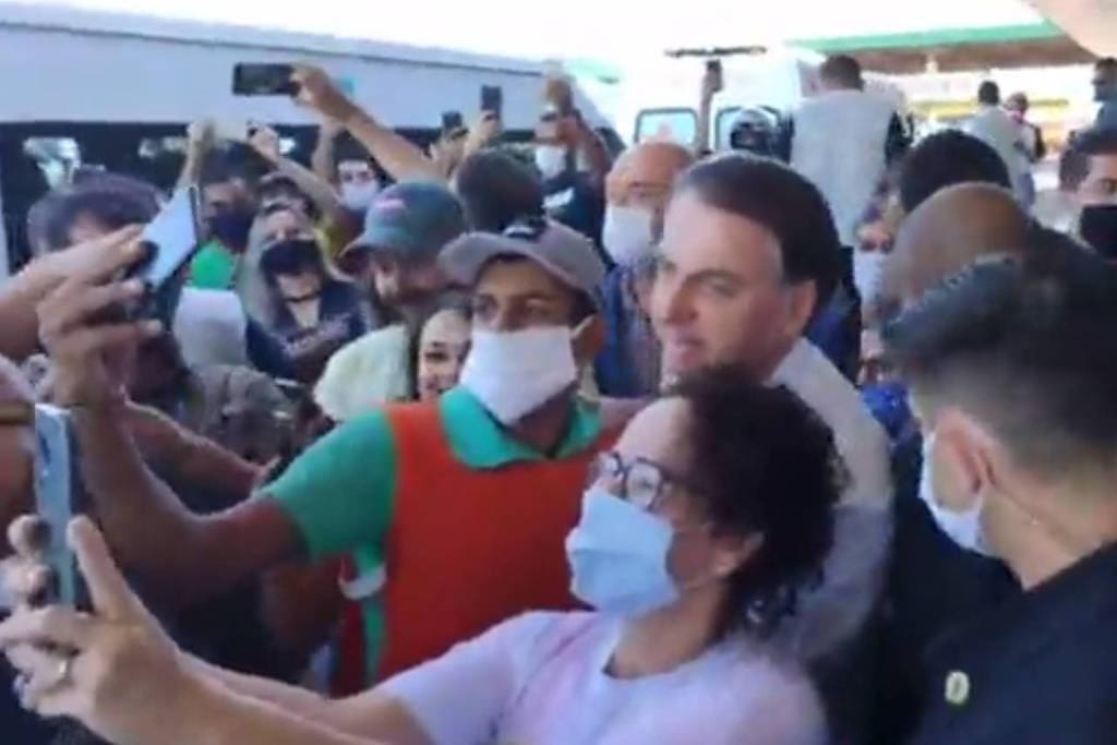 Bolsonaro em público