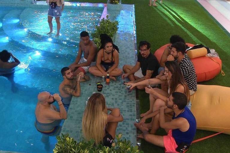 Brothers conversaram sobre os três participantes que ainda vão entrar no 'BBB 22'