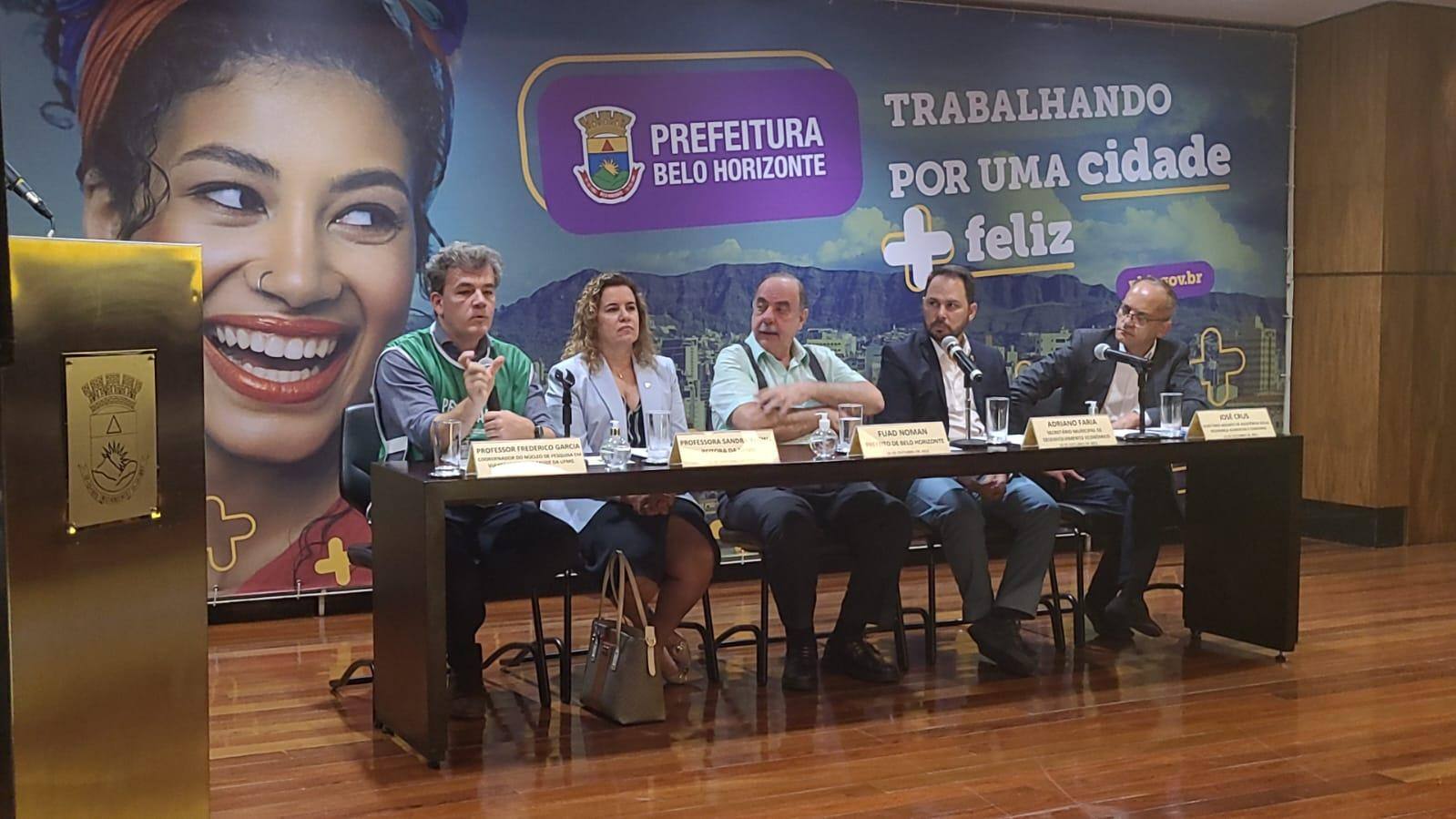 O prefeito Fuad Noman apresenta detalhes sobre o Censo da População em Situação de Rua 2022 - que será feito pela Prefeitura de Belo Horizonte em parceria com a Faculdade de Medicina da UFMG