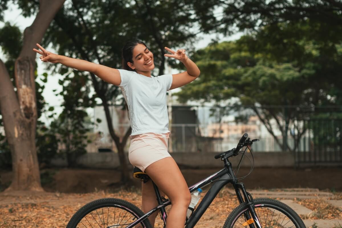 Pedalar favorece a saúde física e mental