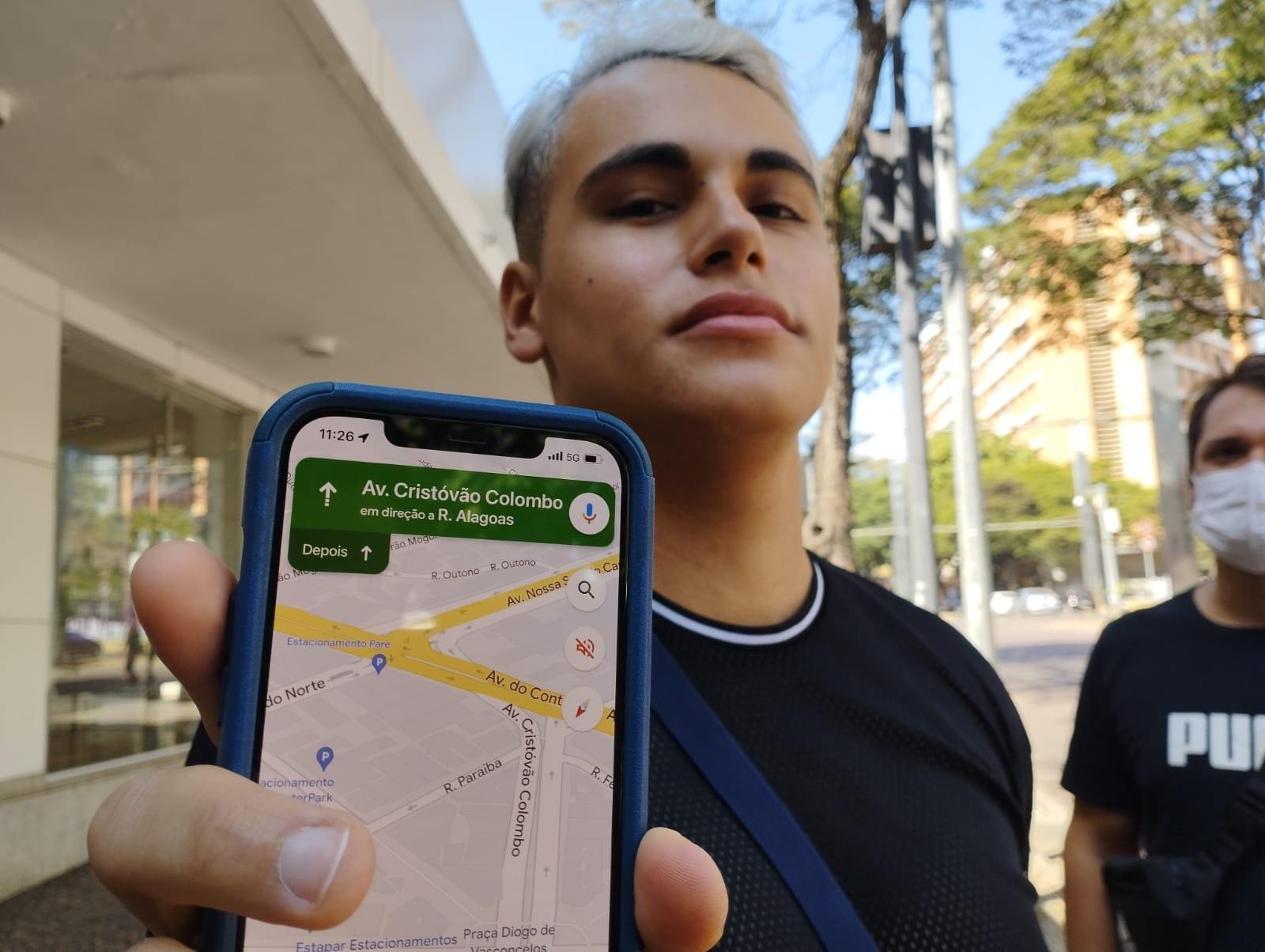 O turista Layon Baesso já acessou o 5G em BH nesta sexta-feira