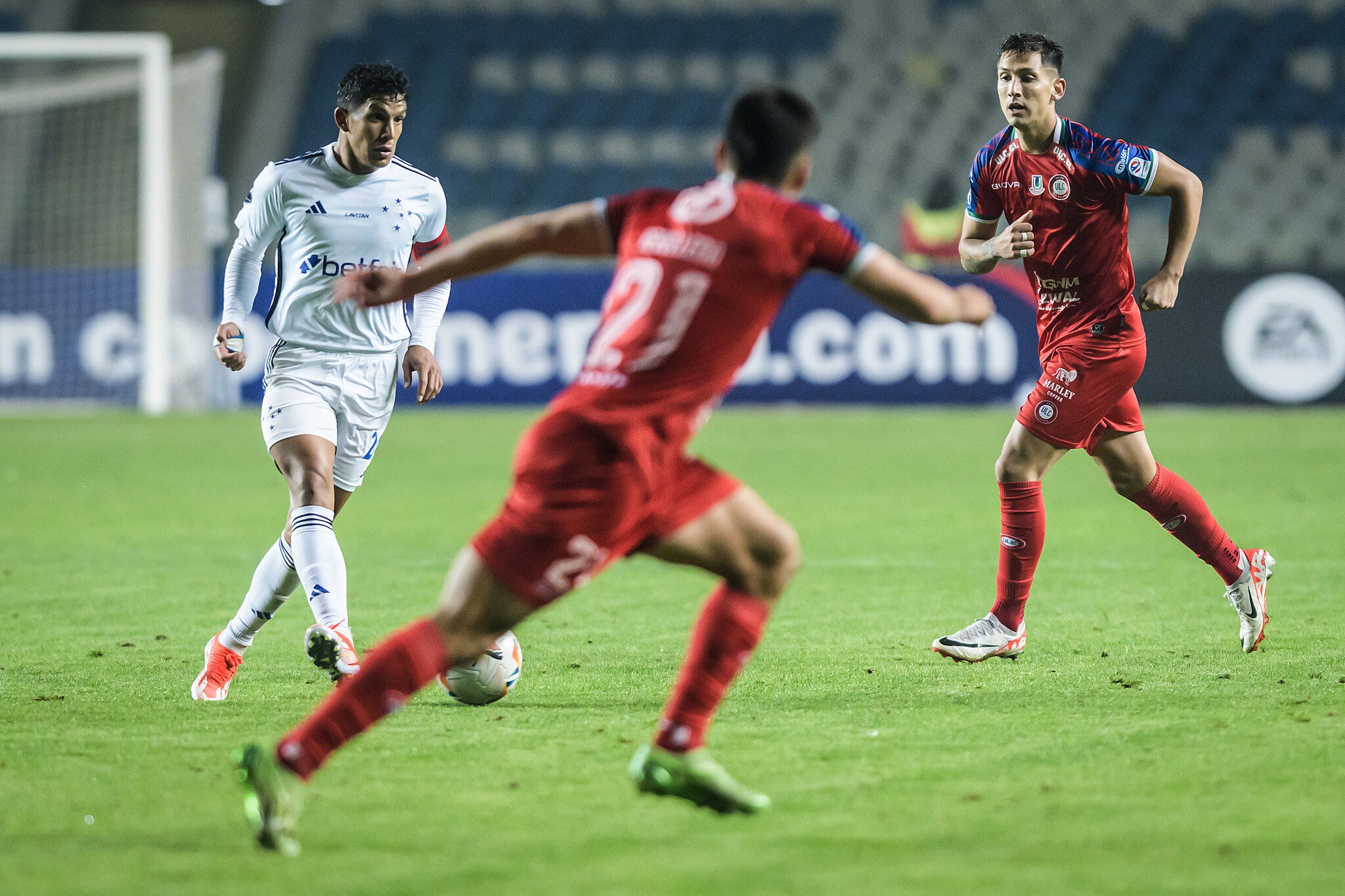 No primeiro jogo pela Sul-Americana 2024, Unión La Carera e Cruzeiro empataram por 0 a 0 