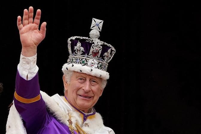O Palácio de Buckingham não especificou o tipo de câncer que o rei enfrenta, mas indicou não se tratar de câncer de próstata