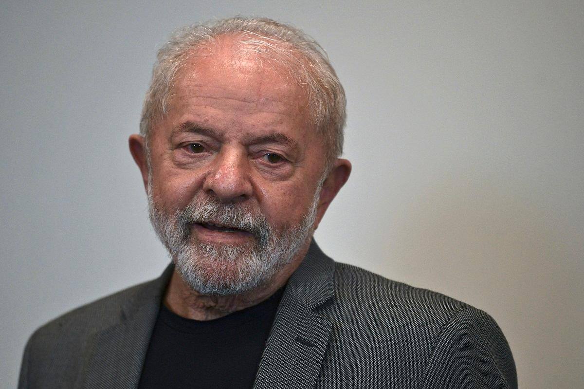 Lula rejeitou convite de Putin para ir a São Petersburgo, na Rússia
