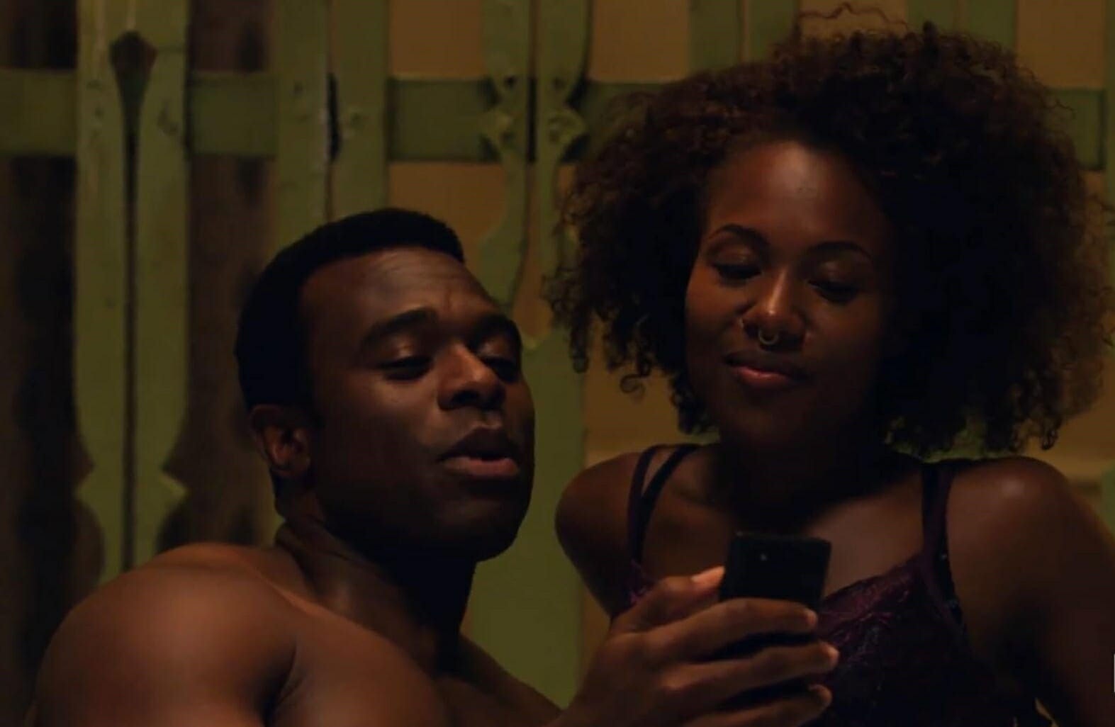8 séries da Netflix com ótimas cenas de sexo