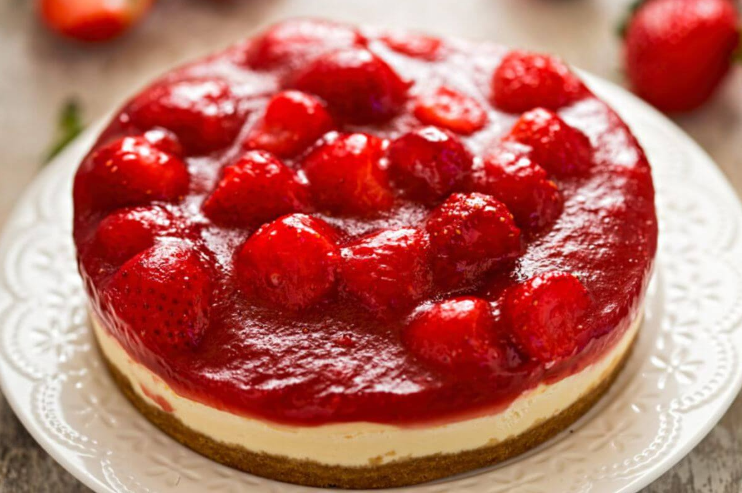 Cheesecake de morango pode ser feito de maneira saudável para diabéticos