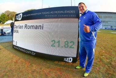 No arremesso de peso, Darlan Romani garantiu um lugar no pódio ao marcar 21,95 metros, ficando com a medalha de bronze