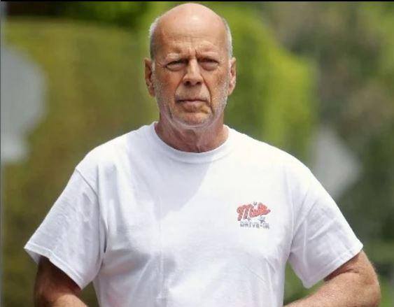 Há dois anos, o ator foi diagnosticado com afasia, diagnóstico que progrediu para uma demência frontotemporal