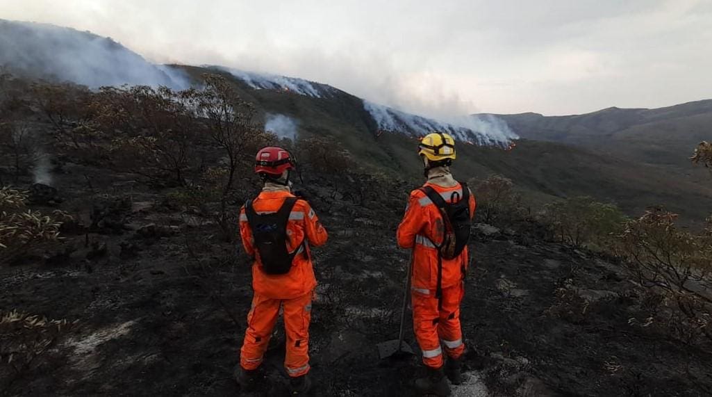 Parque arde em chamas