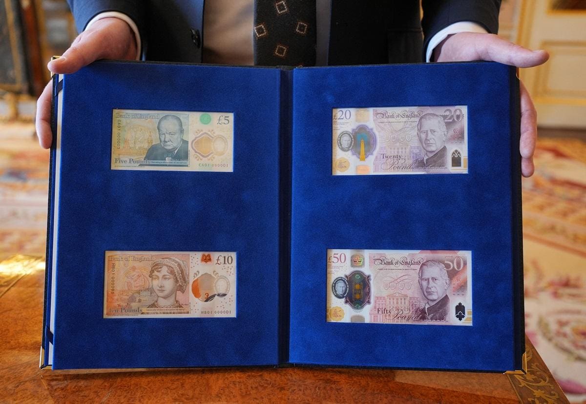 Charles III é apenas o segundo monarca a estampar cédulas de libra