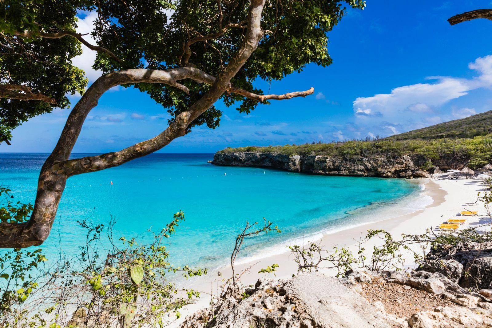 Curaçao tem cerca de 35 praias com aquele mar azul turquesa do Caribe