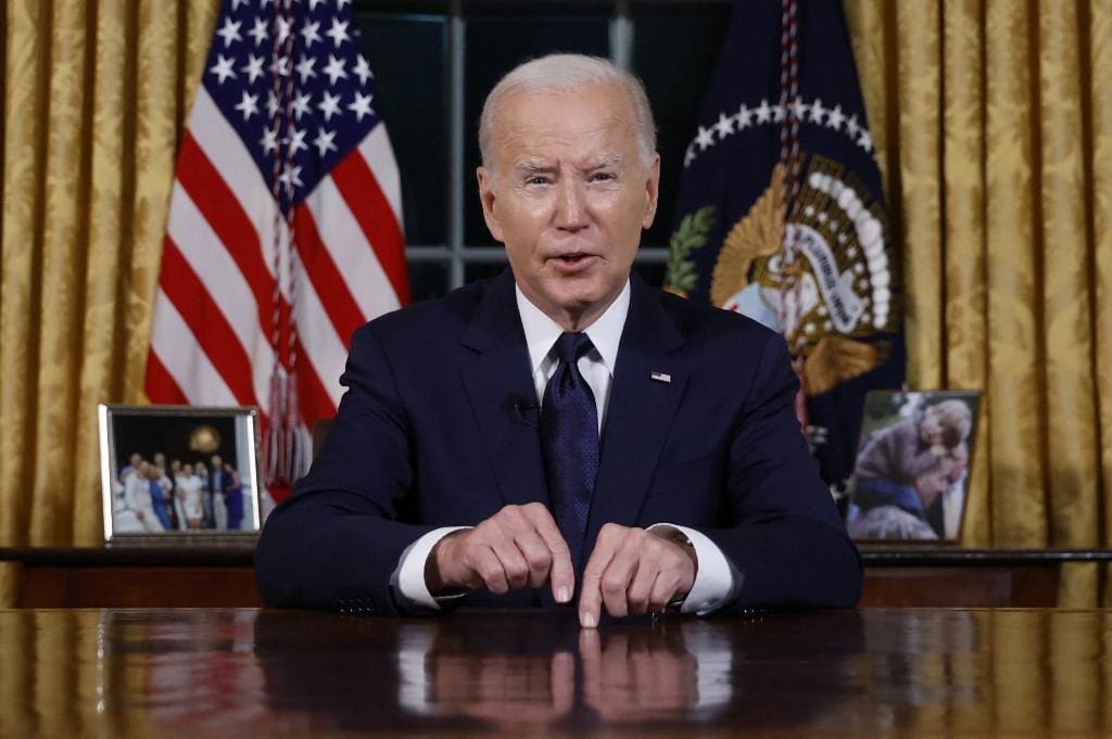 Joe Biden, no salão oval da Casa Branca