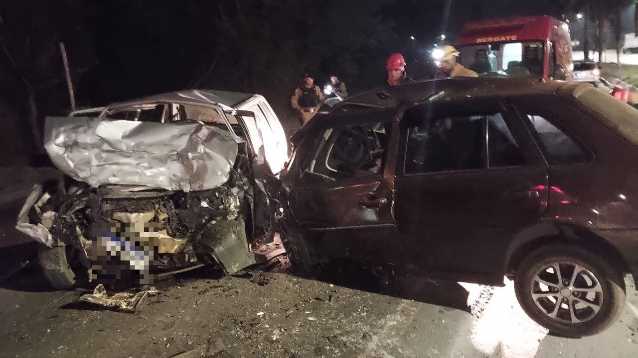 Acidente ocorreu na BR-354 em Arcos