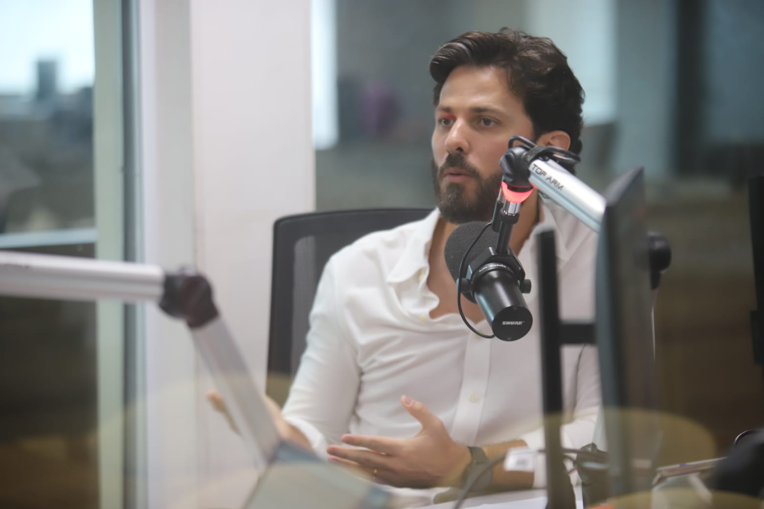 Marcelo Aro no Café com Política desta sexta-feira (11 de outubro)