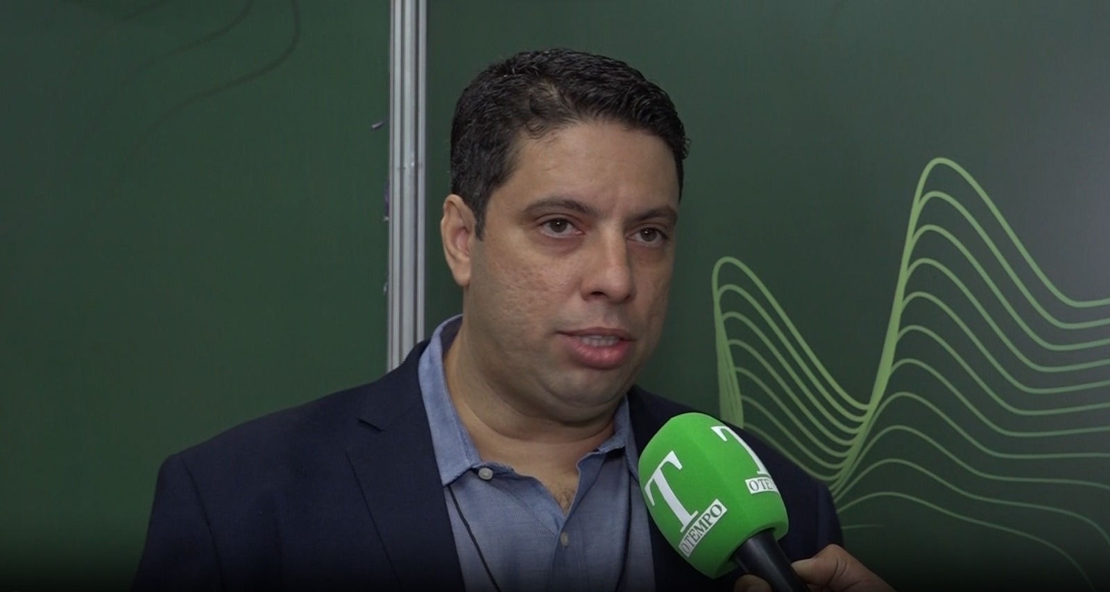 Igor Timo sai do Podemos e negocia com outros partidos