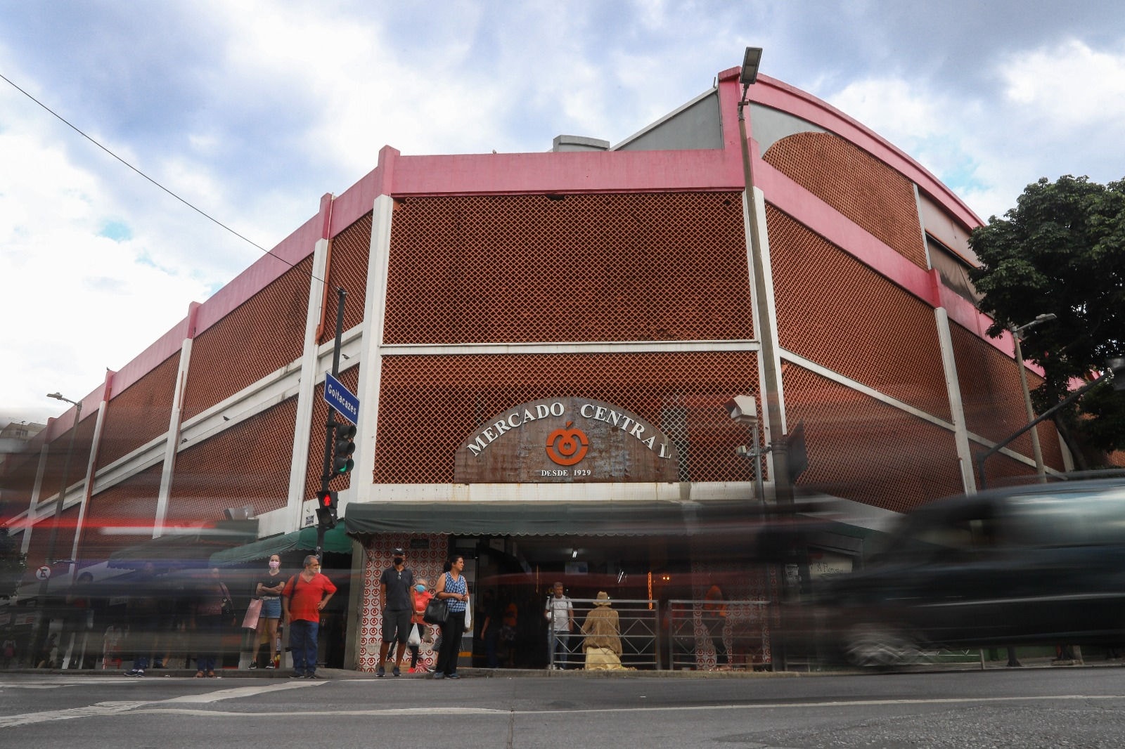 Um dos principais centros gastronômicos de Belo Horizonte, o Mercado Central é passagem obrigatória para políticos