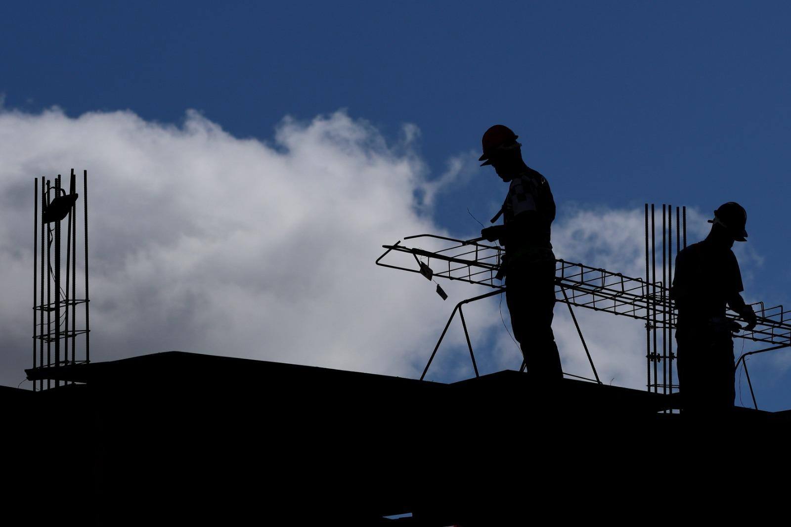 Construção civil - prédio localizado na Raul Soares