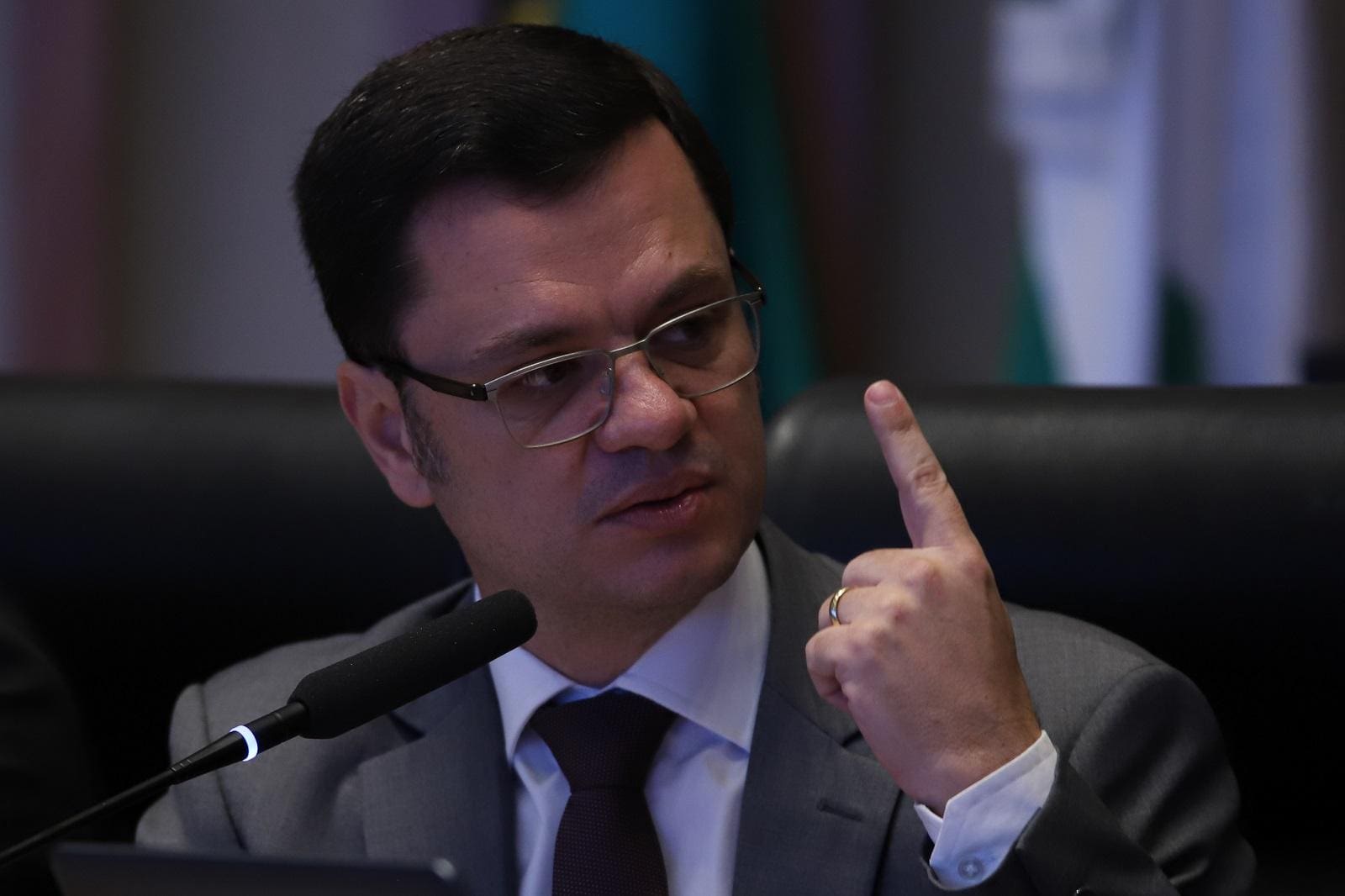 Anderson Torres foi ministro da Justiça no governo Bolsonaro; ele foi preso após os ataques do 8 de janeiro e segue com tornozeleira eletrônica