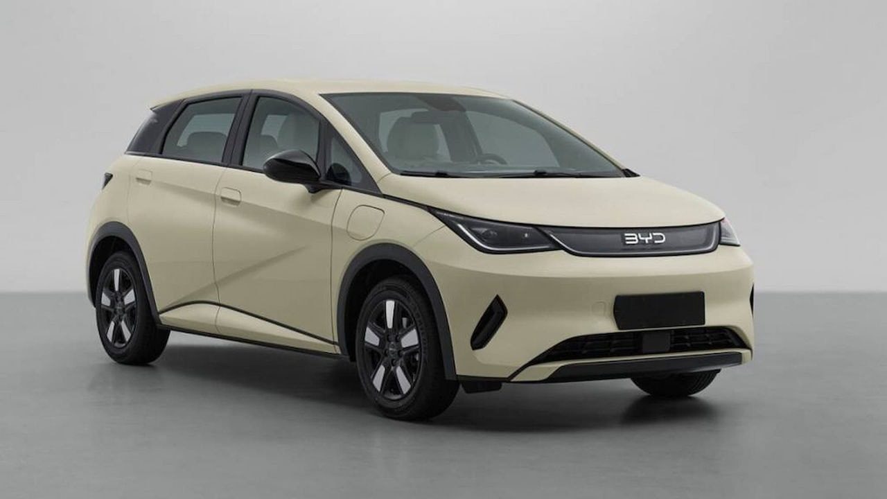 Nova linha 2026 do BYD Dolphin vazou na China e recebeu mudanças sutis no visual