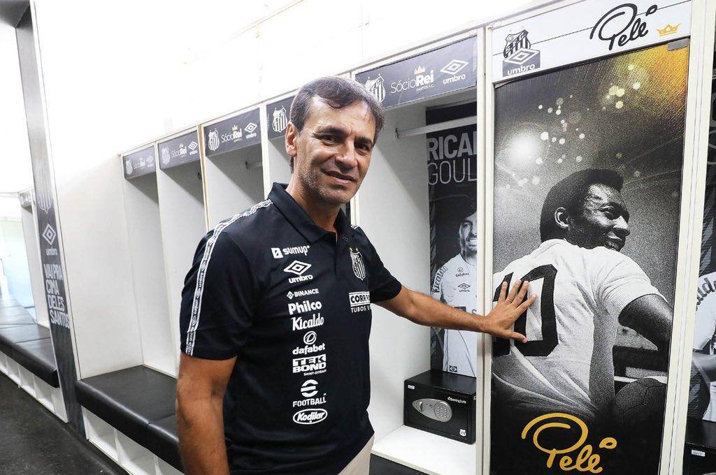Fabián Bustos enalteceu a história santista e seus ídolos