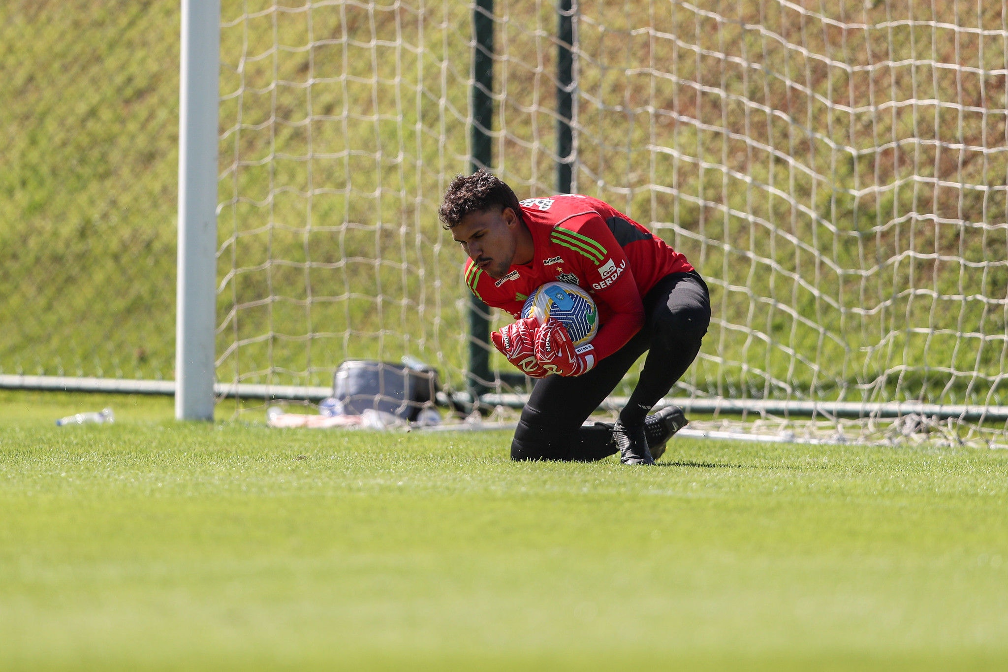 Matheus Mendes será titular do Galo pela sexta vez na carreira