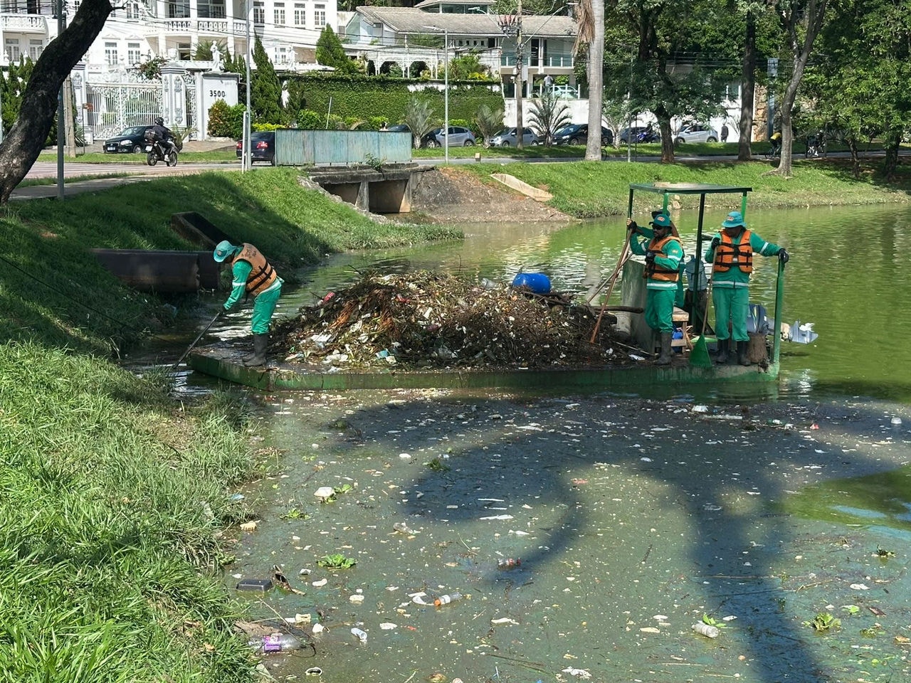 Prefeitura de BH recolhe 841 toneladas de resíduos da Lagoa da Pampulha em sete meses
