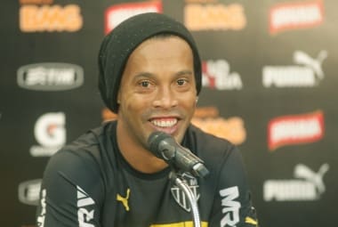 GOD-GALO056jpg