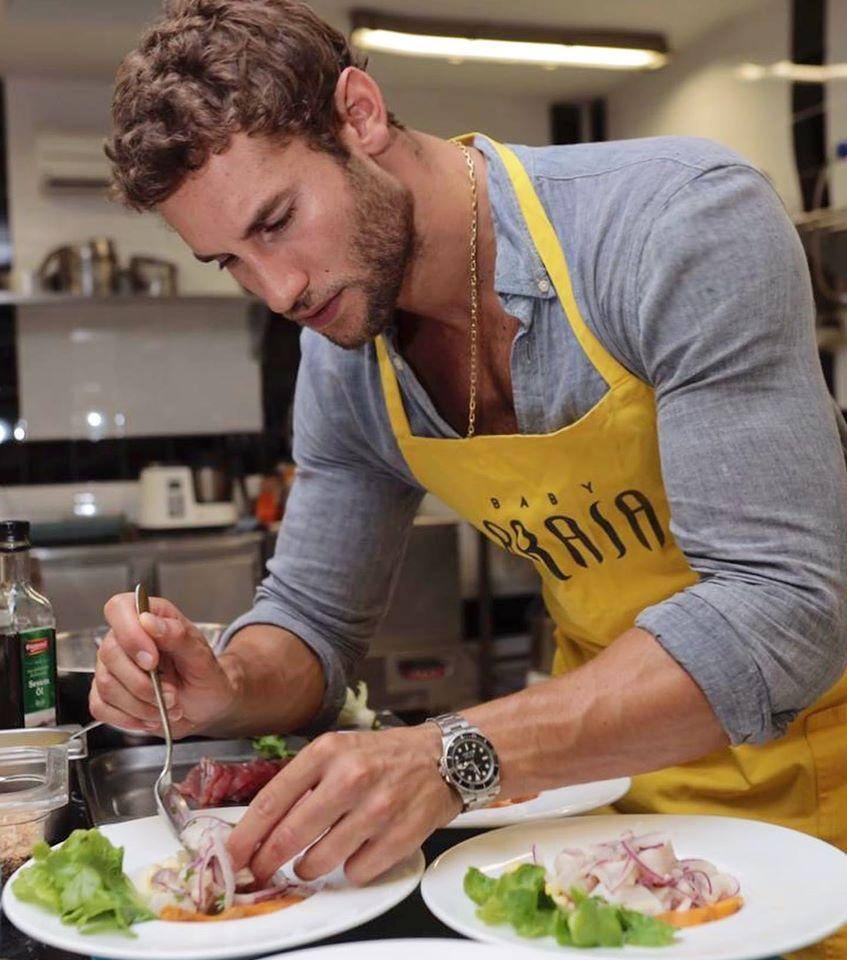Franco Noriega abriu há quatro anos seu pequeno restaurante Baby Brasa