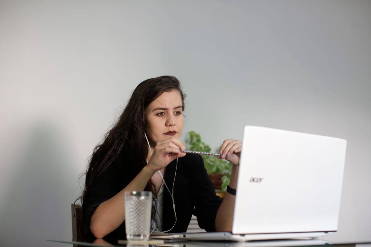 Ansiedade está presente na vida pessoal e profissional da psicóloga mineira Nathássia Almeida