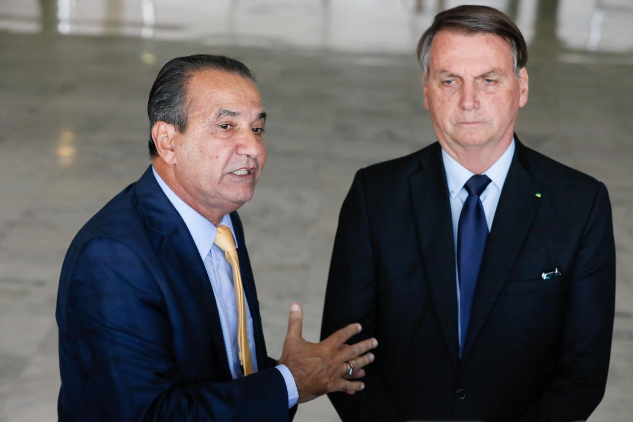 O pastor Silas Malafaia e ao lado do ex-presidente Jair Bolsonaro