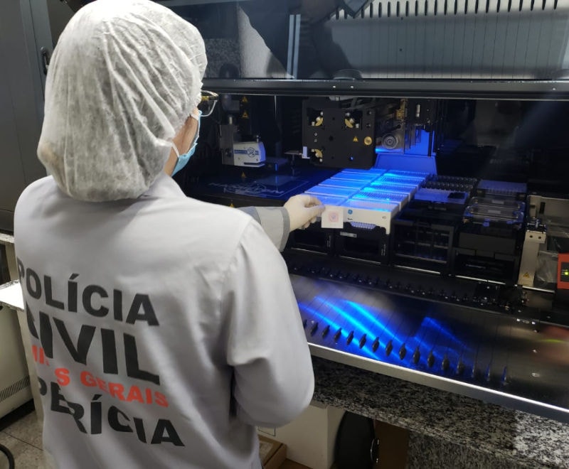 Suspeito foi localizado com uso de tecnologia capaz de comparar 84 amostras de DNA ao mesmo tempo