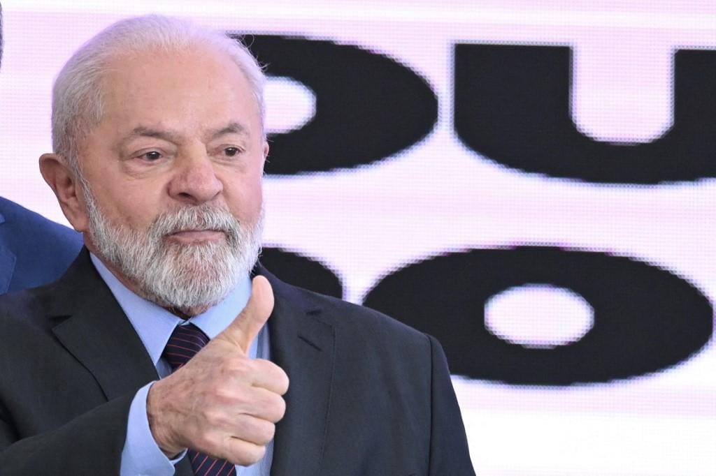 Lula defende criação de canal de tv internacional: "Não é possível que a gente viaje o mundo e não veja uma notícia do Brasil”