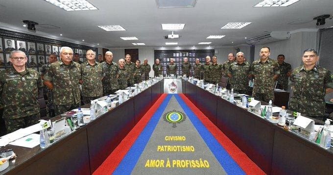 Foto oficial da 344ª Reunião do Alto-Comando do Exército, realizada em cinco encontros ao longo da primeira semana de agosto, no Quartel-General do Exército, em Brasília